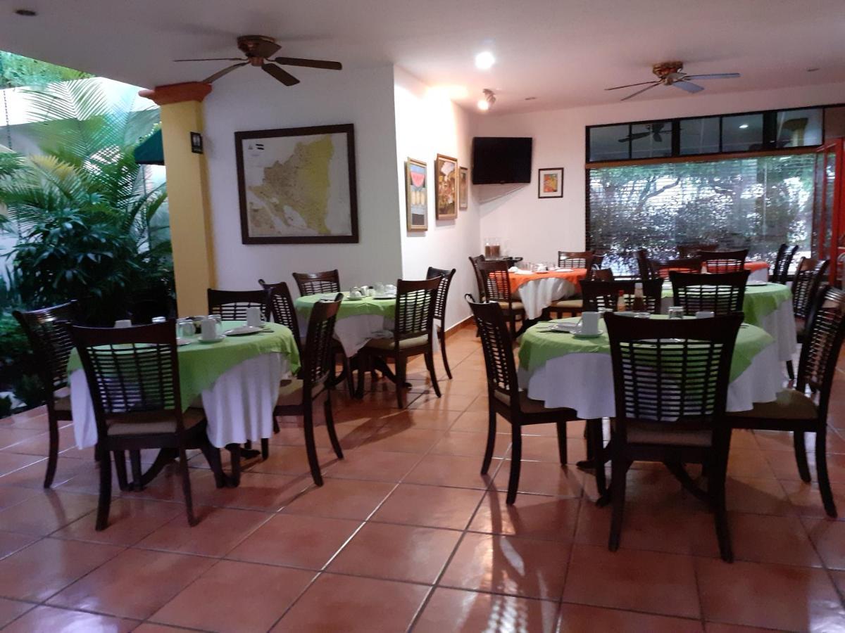 Hotel Brandts Los Robles De San Juan Манагуа Екстериор снимка