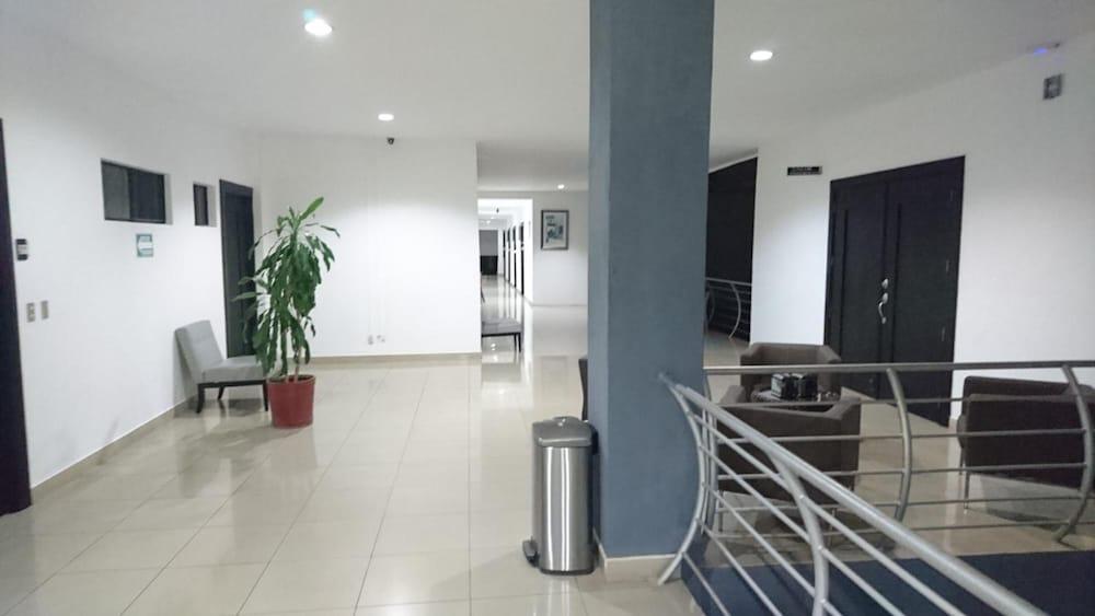 Hotel Brandts Los Robles De San Juan Манагуа Екстериор снимка