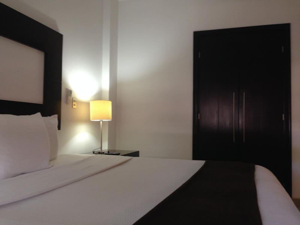 Hotel Brandts Los Robles De San Juan Манагуа Екстериор снимка