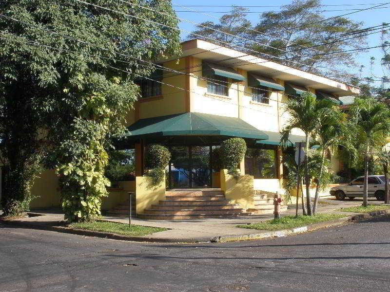 Hotel Brandts Los Robles De San Juan Манагуа Екстериор снимка